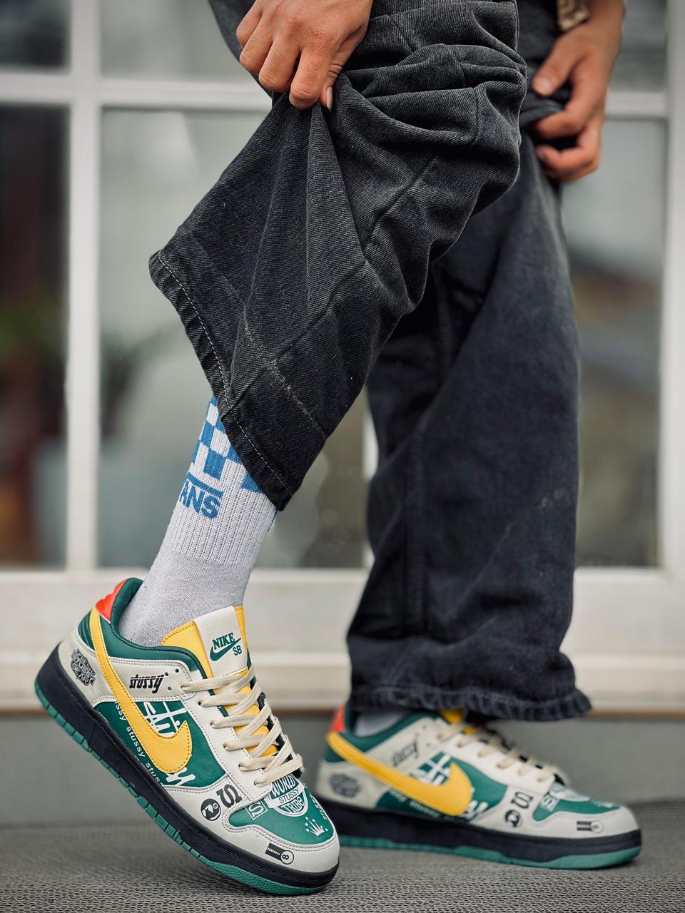 Nike SB Dunk Low x Stüssy “Fresh Gear” Limited Edition